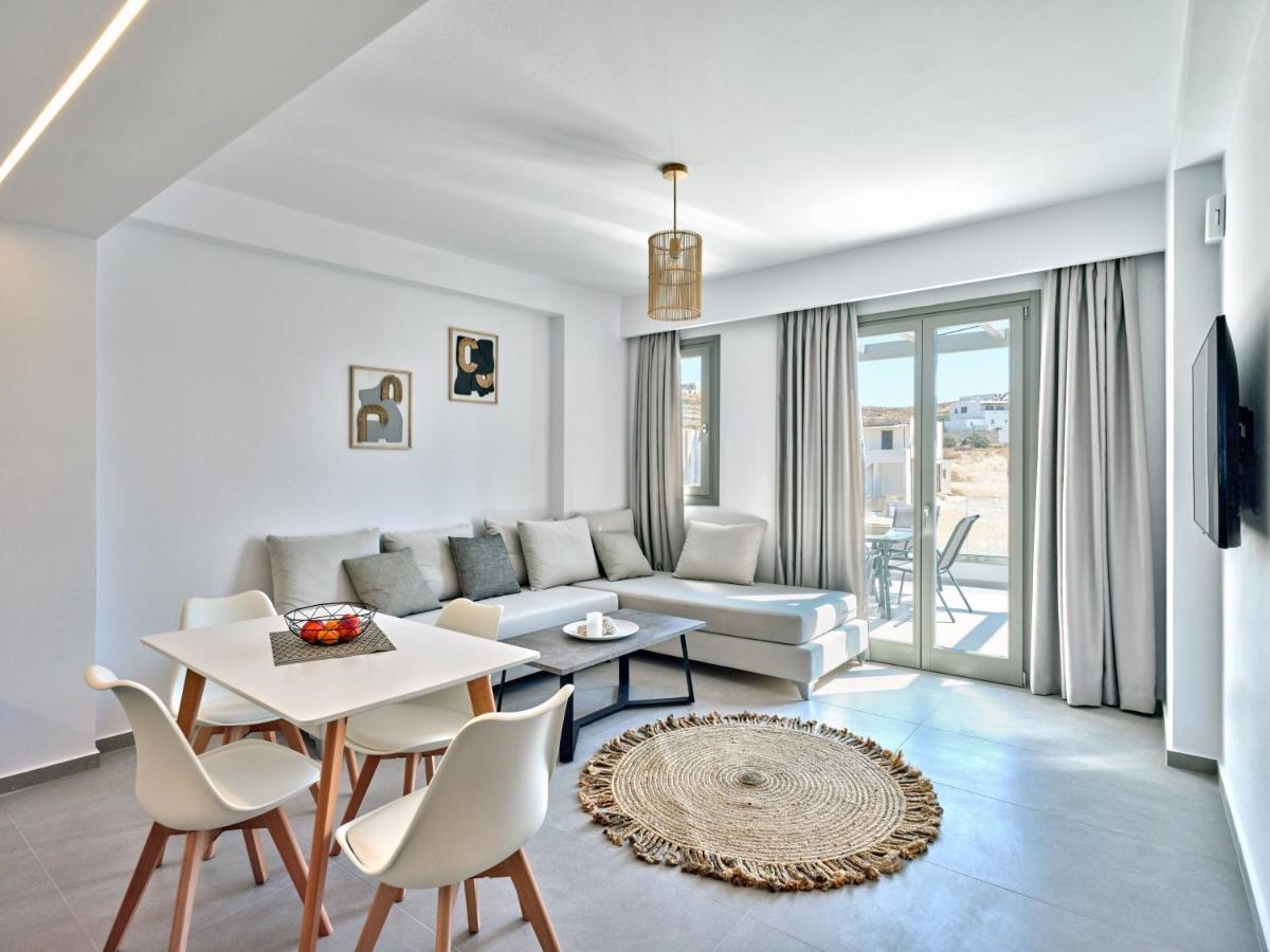 Paros Gem Apartment เนาซา ภายนอก รูปภาพ